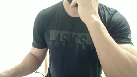 cashmastermuscle77 online show from October 18, 1:05 pm