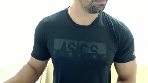 cashmastermuscle77 online show from July 8, 10:19 am