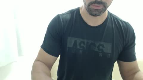 cashmastermuscle77 online show from March 27, 10:27 am