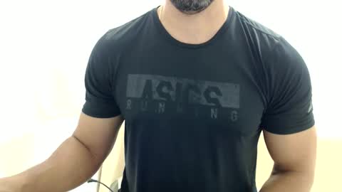 cashmastermuscle77 online show from May 28, 10:24 am