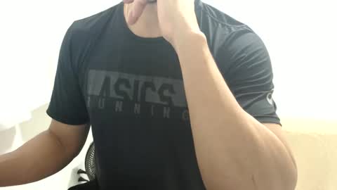 cashmastermuscle77 online show from February 2, 1:02 am