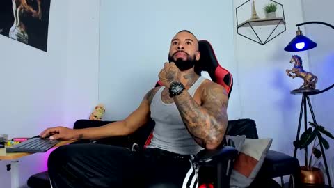 Matheo Brown online show from February 7, 6:24 pm