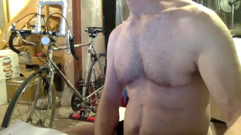 Snapshot of cfnmworkout1 chatting on October 19, 6:33 pm cfnmworkout1 online show from October 19, 6:33 pm