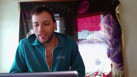 cguffey2284 online show from February 5, 4:37 pm