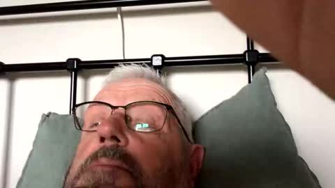 challe online show from April 14, 12:16 pm