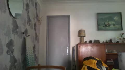 Champers online show from February 17, 2:49 pm