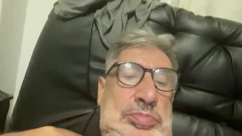 champsex305610 online show from March 2, 5:53 pm