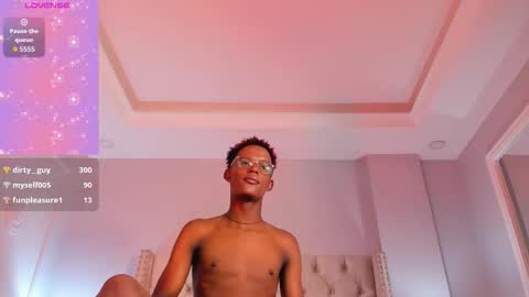    online show from January 10, 3:38 pm