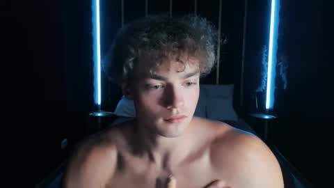 Snapshot of chase_muscular chatting on September 12, 10:59 am Chase online show from September 12, 10:59 am