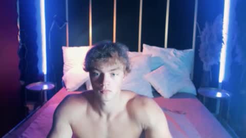Snapshot of chase_muscular chatting on September 21, 10:48 am Chase online show from September 21, 10:48 am