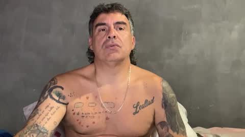 chato012 online show from March 6, 5:54 pm