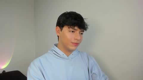 A N G E L online show from February 4, 9:10 pm