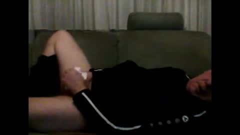 Tom online show from February 4, 9:31 pm