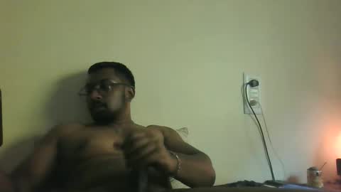 chennaibull1011 online show from February 20, 3:58 am