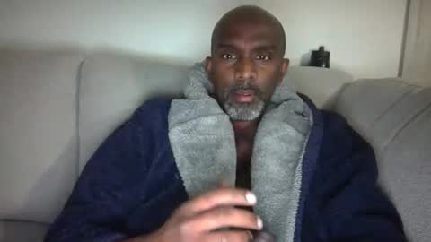 chenthu1979 online show from March 26, 11:25 am