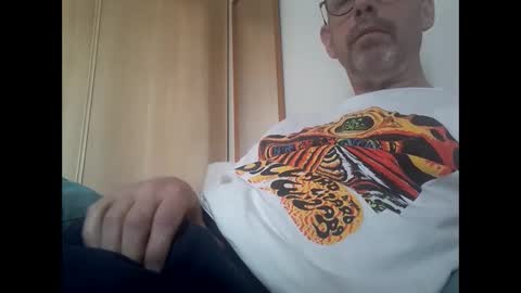 Snapshot of chevy69 chatting on February 27, 9:32 am chevy69 online show from February 27, 9:32 am