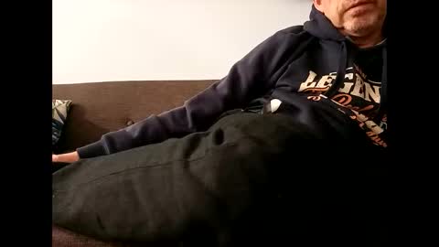 Snapshot of chevy69 chatting on January 28, 10:56 pm chevy69 online show from January 28, 10:56 pm