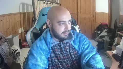 chicomallorca96 online show from February 4, 10:32 am