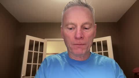 Snapshot of chill_with_john chatting on October 23, 1:03 pm John online show from October 23, 1:03 pm