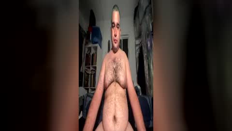 chillcub130895 online show from June 18, 7:10 am
