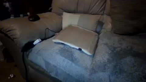 chippy70 online show from April 11, 6:09 am