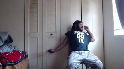 Antonio Brown online show from March 10, 4:25 pm