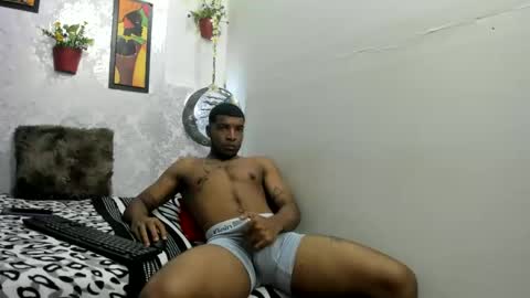 Snapshot of choco_hornyx18 chatting on October 20, 5:11 am Choco online show from October 20, 5:11 am