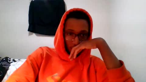Snapshot of chocolatinhermoso chatting on January 29, 3:22 am Chocolatinhermoso online show from January 29, 3:22 am
