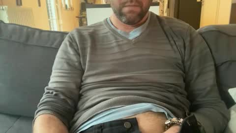 chris13abcd online show from November 25, 12:40 pm