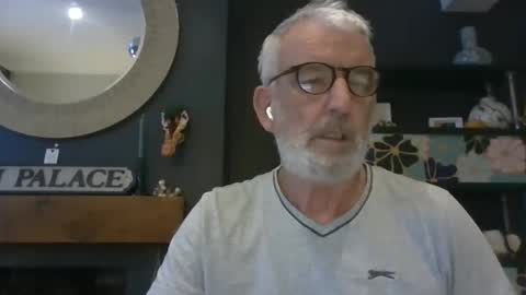 chris1404 online show from October 2, 11:42 pm