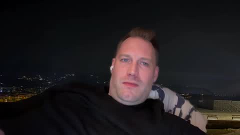 Chris online show from February 6, 6:35 pm