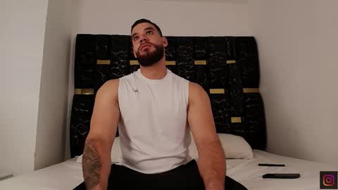 Chris B online show from October 4, 7:08 pm