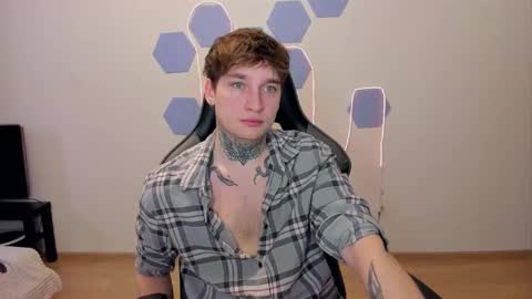 Chris Tyson online show from December 5, 7:27 am