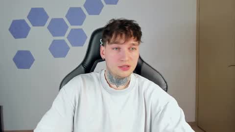 Chris Tyson online show from January 8, 6:31 pm