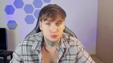 Chris Tyson online show from February 4, 1:13 am