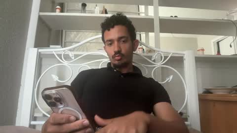 chrislover2125 online show from May 16, 3:32 pm