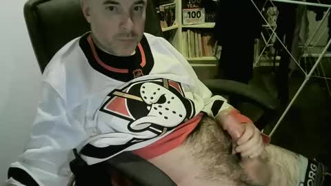 Snapshot of chrisprngr chatting on February 23, 12:37 am chrisprngr online show from February 23, 12:37 am