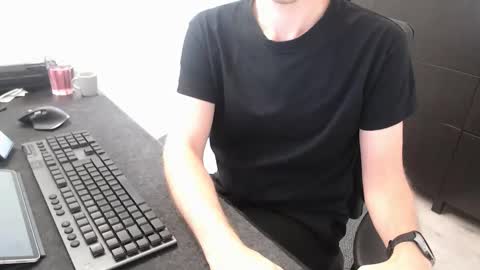 Chris online show from September 22, 8:03 am