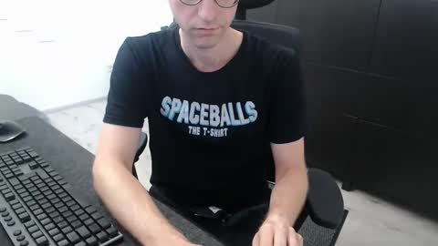 Chris online show from September 9, 7:52 am