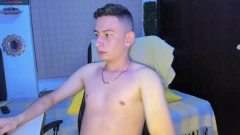 christmiller_1 online show from March 2, 12:42 am