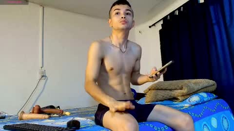 CHRISTOPHER online show from April 10, 11:06 am