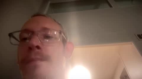 chriswells062590 online show from April 5, 7:54 pm