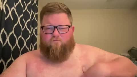 chubbsguy92 online show from November 9, 1:42 am