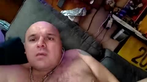 chubbyman40 online show from May 31, 5:19 am