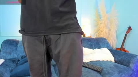 Cj Bocanegra online show from December 19, 12:45 pm