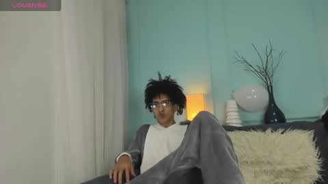 Cj Bocanegra online show from March 5, 12:22 pm