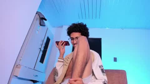 cj_davis1 online show from June 13, 3:37 am