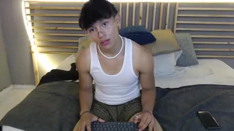 clar online show from February 26, 11:17 pm