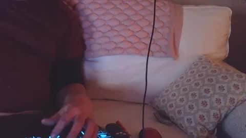 ClassayCalCock online show from November 28, 9:00 am