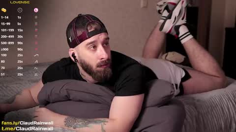 Claud online show from February 18, 11:52 pm